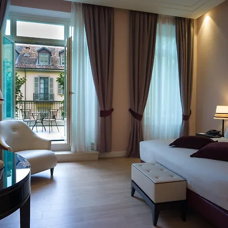 Palace Hotell