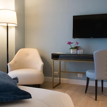 فندق تورين بلاس