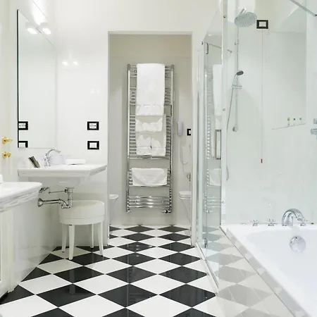 فندق تورين بلاس تورينو