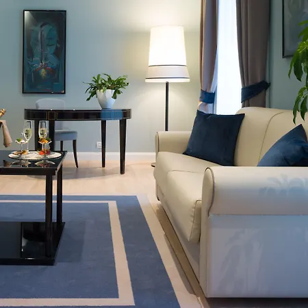 Palace Ξενοδοχείο