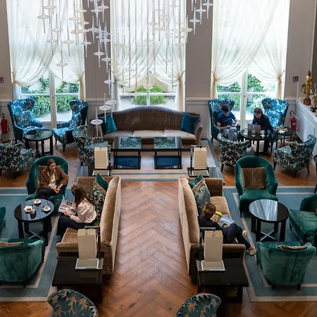 Palace 4* טורינו