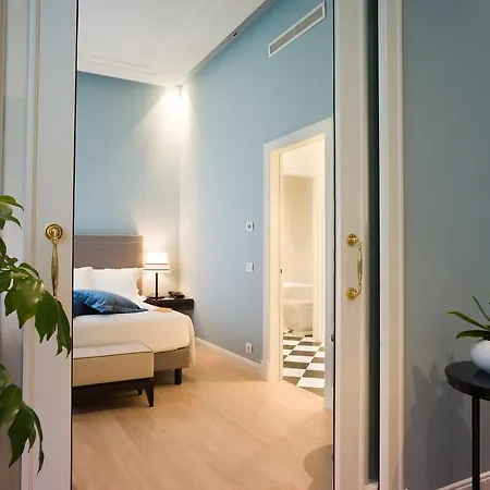 Palace 4*