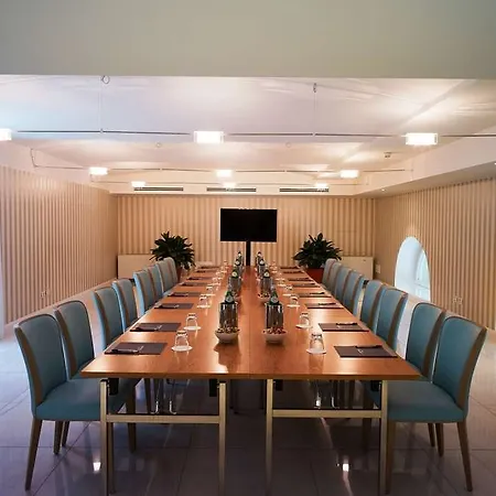 Palace 4* Τορίνο