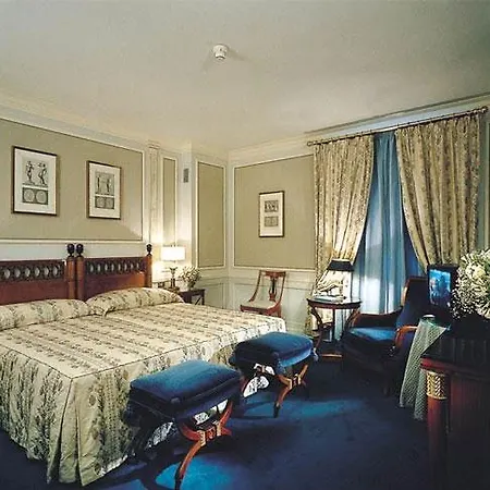 Palace Hotell 4*