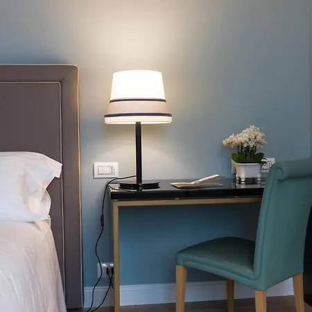 Palace Hotell