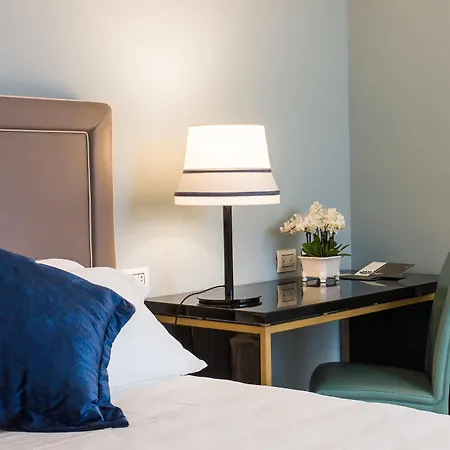 Palace Hotell