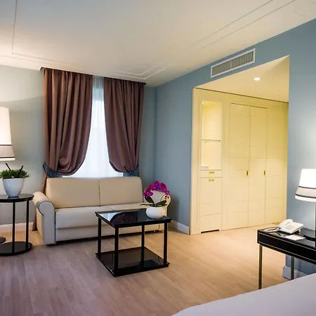 Palace 4* Turin